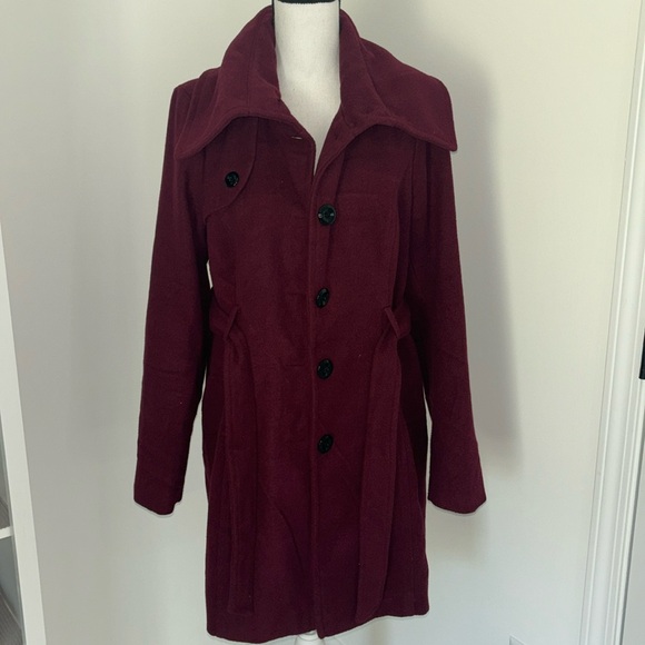 Valerie Stevens burgundy pea coat - Picture 1 of 7